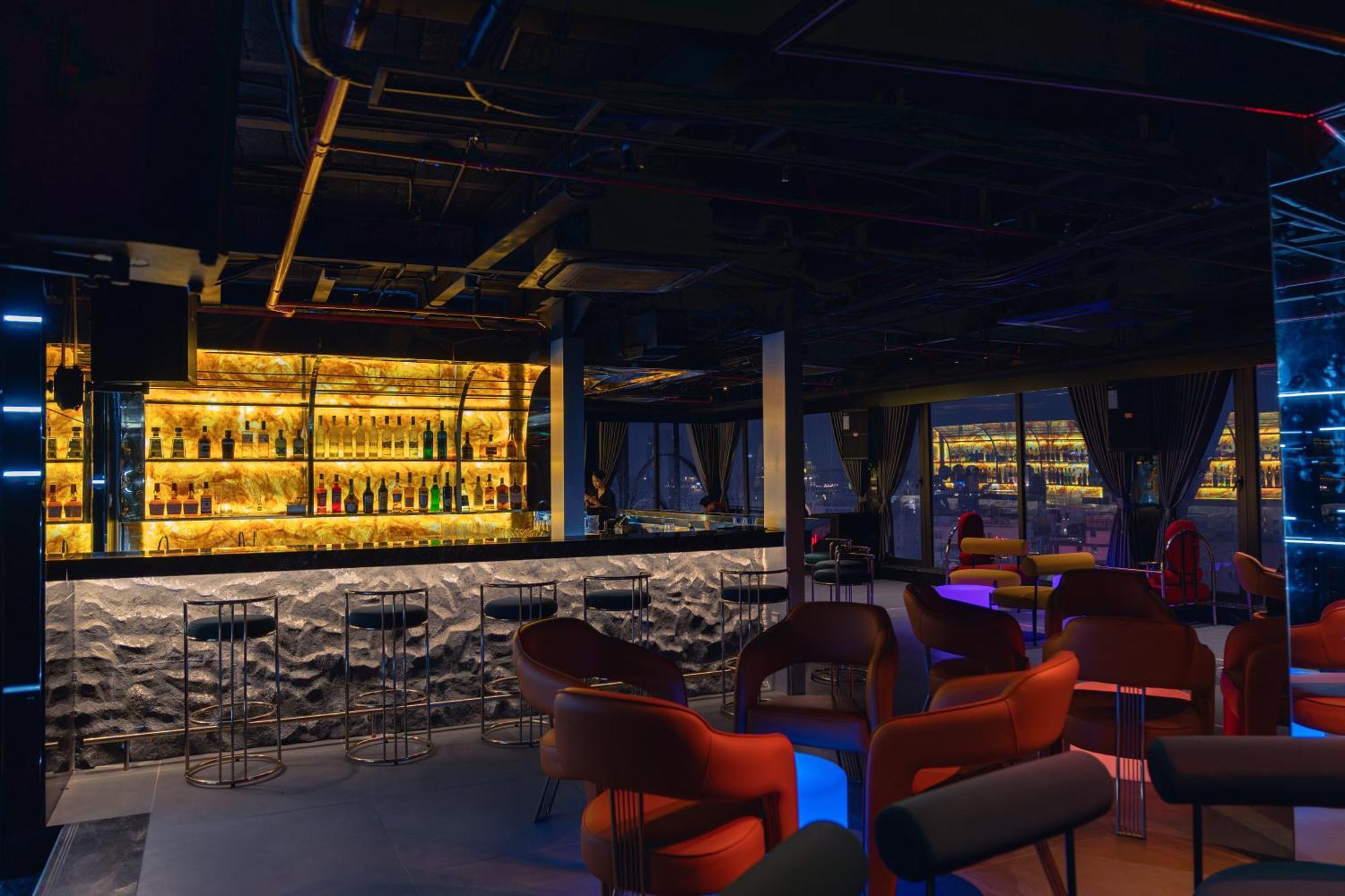 メイ ドゥ ヴィル オールド クォーター ホテル ハノイ市 エクステリア 写真 The bar at the 101 bar