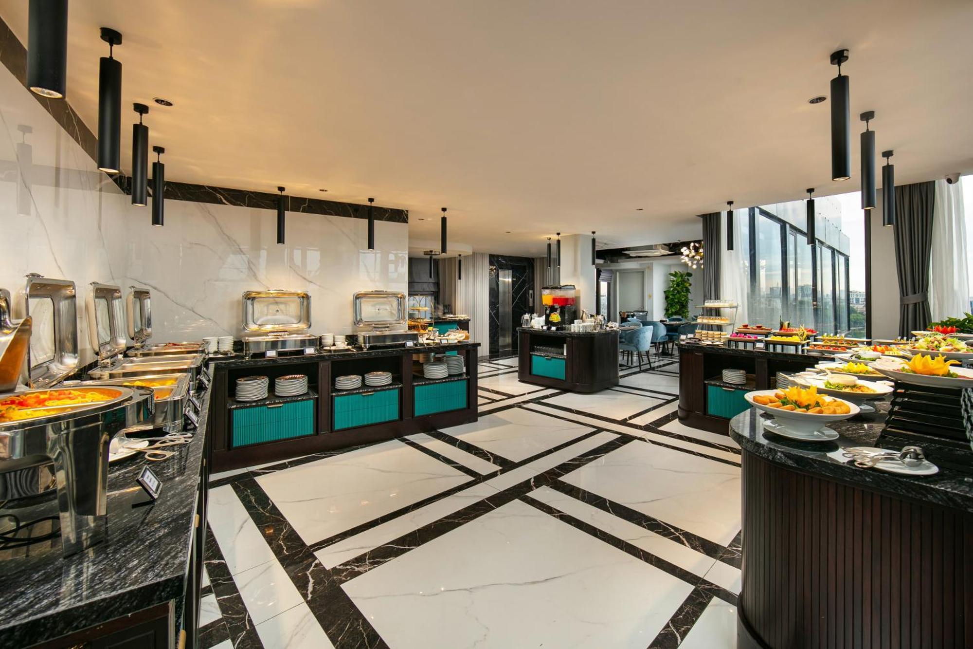 メイ ドゥ ヴィル オールド クォーター ホテル ハノイ市 エクステリア 写真 The Club Lounge at the 36th floor