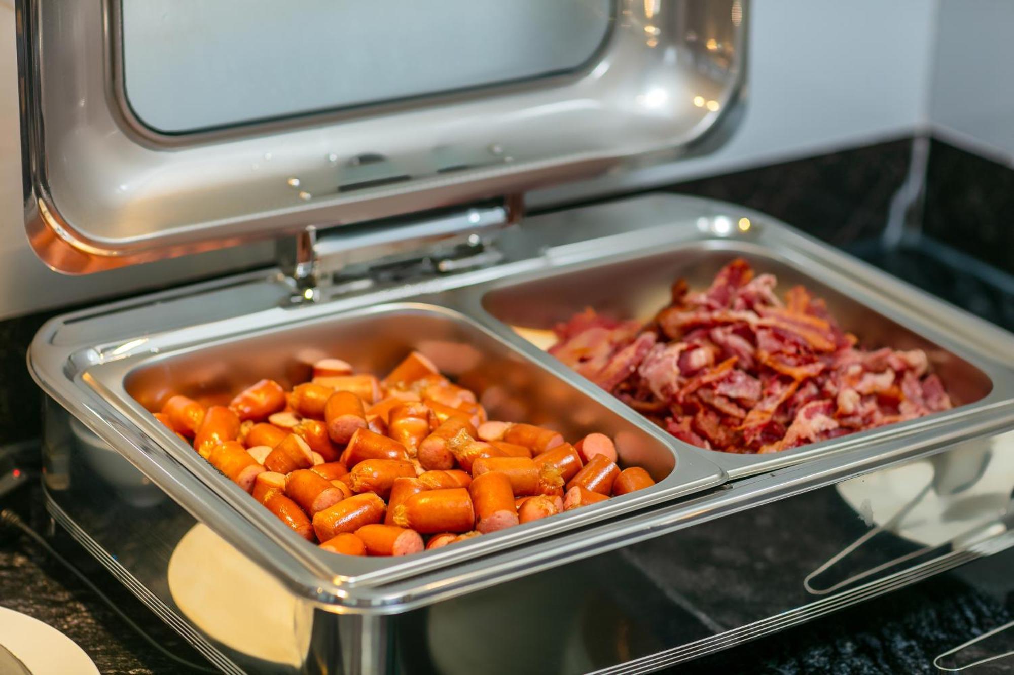 メイ ドゥ ヴィル オールド クォーター ホテル ハノイ市 エクステリア 写真 A chafing dish
